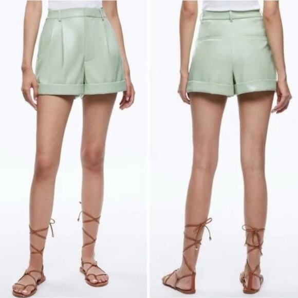 Alice + Olivia Conry Leather Pleated Shorts Sage Green Cuffed Size US 12 NEW - Picture 1 of 16